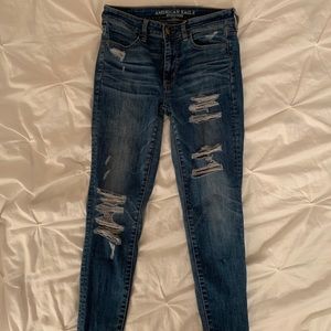 dark wash ripped american eagle jeans